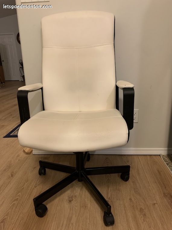 chair 3.jpg