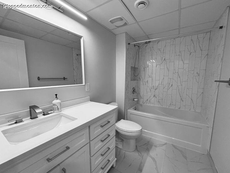 Screenshot 2025-11-21 at 7.03.27 PM.jpg