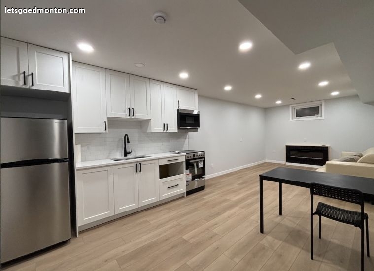 Screenshot 2025-11-21 at 7.03.49 PM.jpg