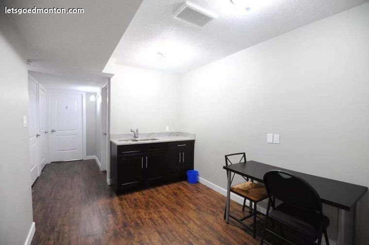 livingroom.jpg